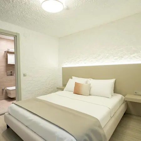 Palm Boutique Hotel 3*