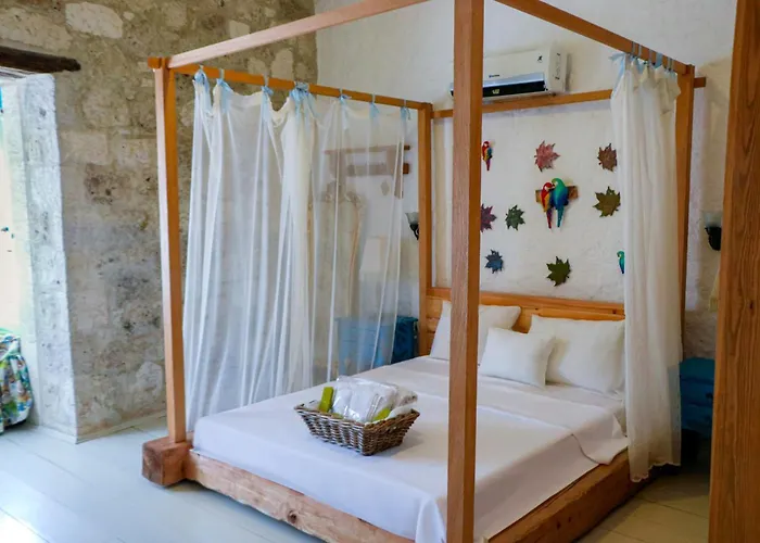 Cocopalm Boutique Otel Alaçatı