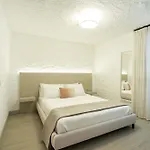 Palm Boutique