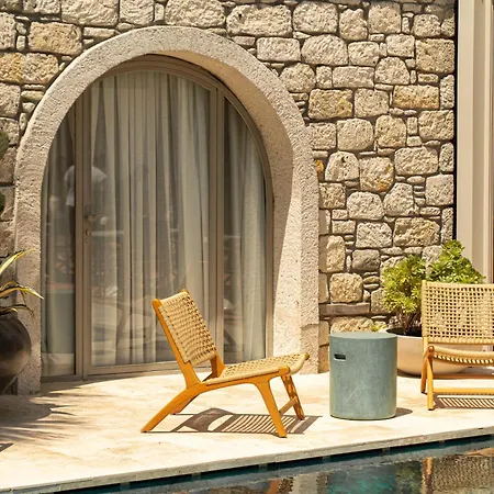 Palm Boutique فندق ألاتشاتي